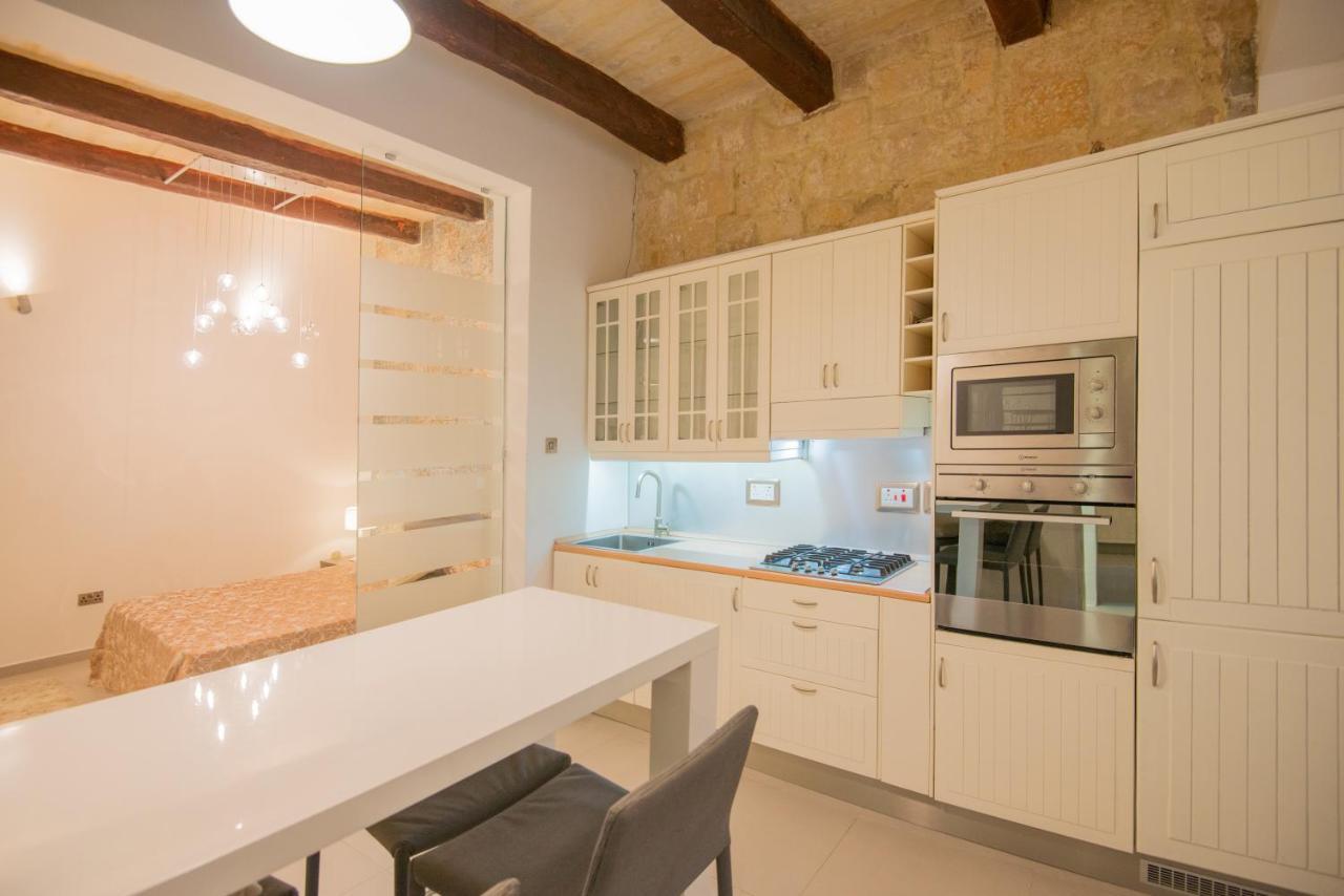 Valletta Most Central Studio Apartment 16Th-Century Building Extérieur photo