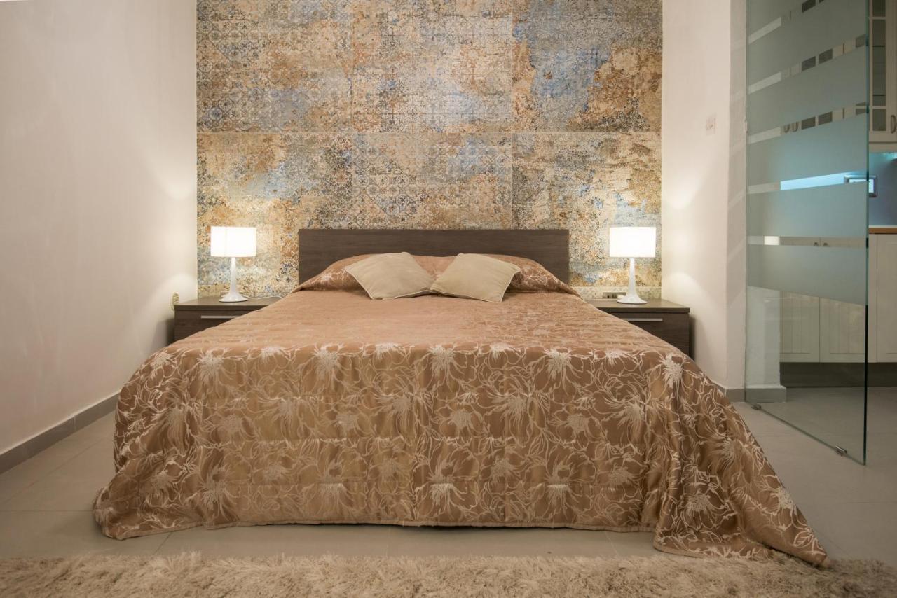 Valletta Most Central Studio Apartment 16Th-Century Building Extérieur photo