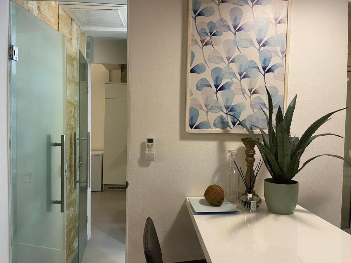 Valletta Most Central Studio Apartment 16Th-Century Building Extérieur photo
